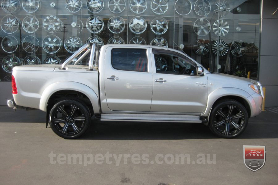 22x9.5 Ballistic Outlaw on TOYOTA HILUX SR5