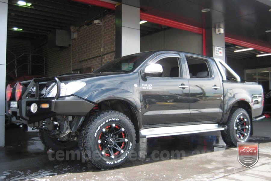 17x9.0 Ballistic Jester on TOYOTA HILUX SR5