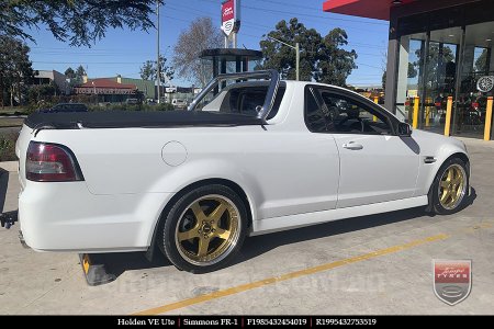 19x8.5 19x9.5 Simmons FR-1 Gold on HOLDEN COMMODORE VE