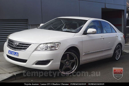 19x8.5 Lenso GT-05 on TOYOTA AURION