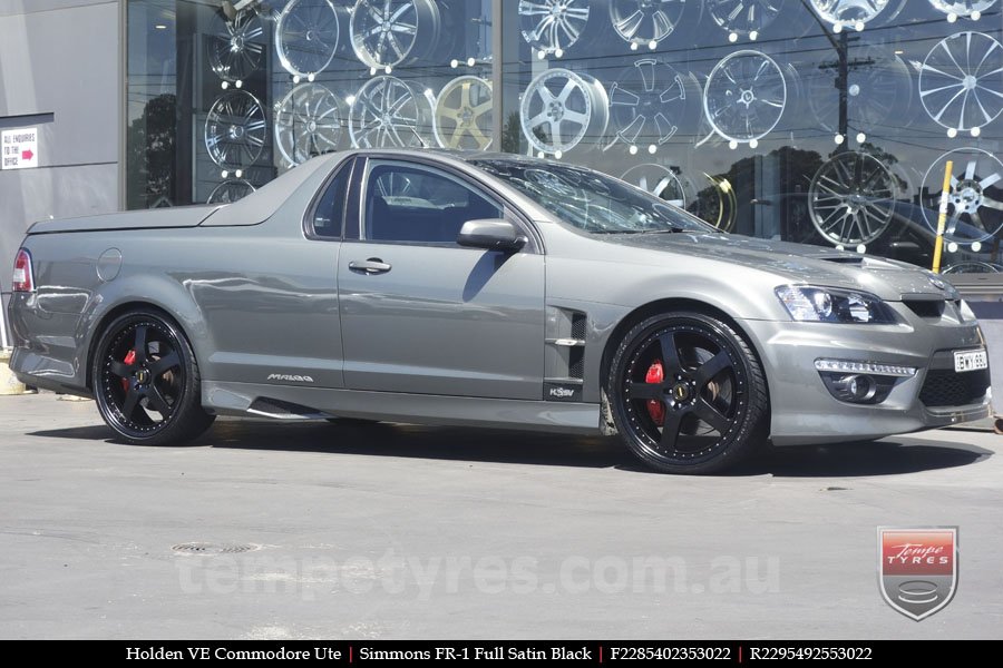 22x8.5 22x9.5 Simmons FR-1 Full Satin Black on HOLDEN COMMODORE VE