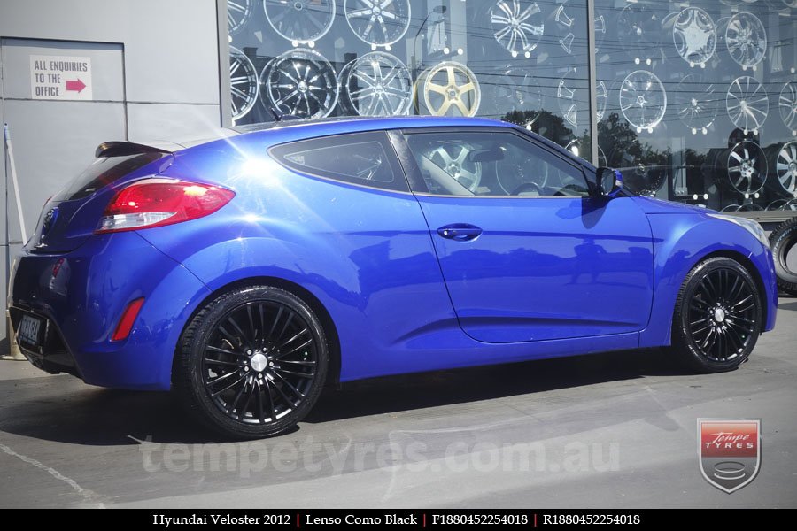 18x8.0 Lenso Como Black on HYUNDAI VELOSTER