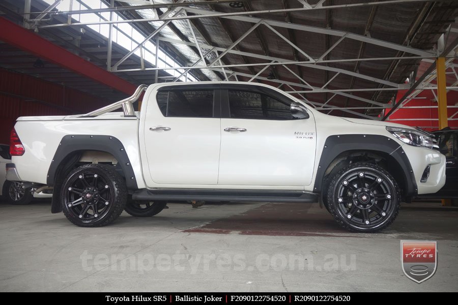 20x9.0 Ballistic Joker FB on TOYOTA HILUX SR5