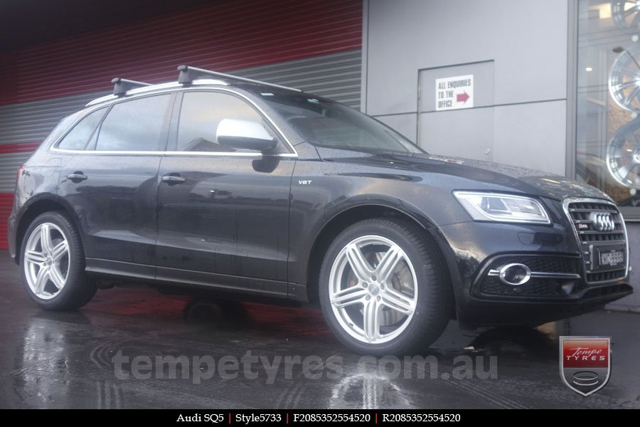 20x9.0 Style5733 on AUDI SQ5