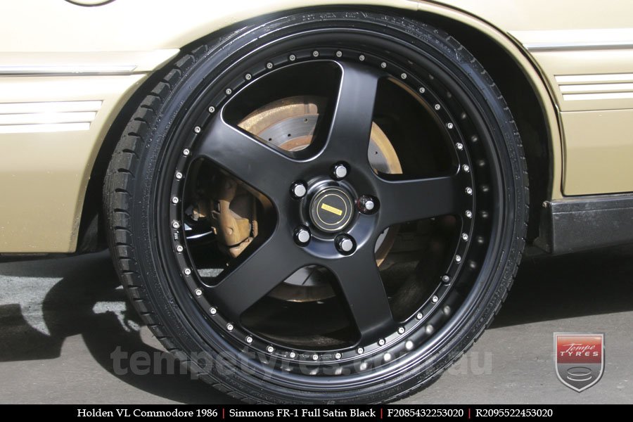 20x8.5 20x9.5 Simmons FR-1 Satin Black on HOLDEN COMMODORE