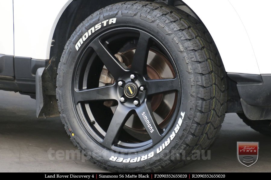 20x9.0 Simmons S6 Matte Black on LAND ROVER DISCOVERY