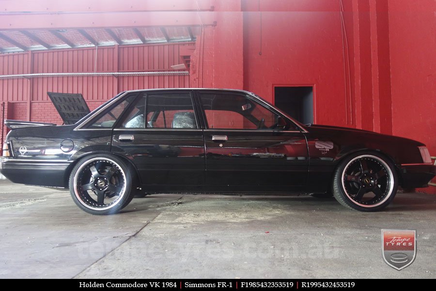 19x8.5 19x9.5 Simmons FR-1 Gloss Black on HOLDEN COMMODORE