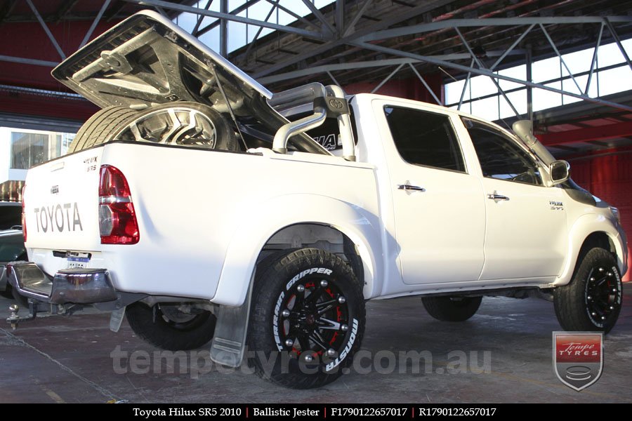 17x9.0 Ballistic Jester on TOYOTA HILUX SR5