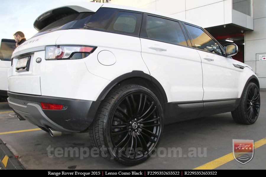 22x9.5 Lenso Como Black on RANGE ROVER EVOQUE