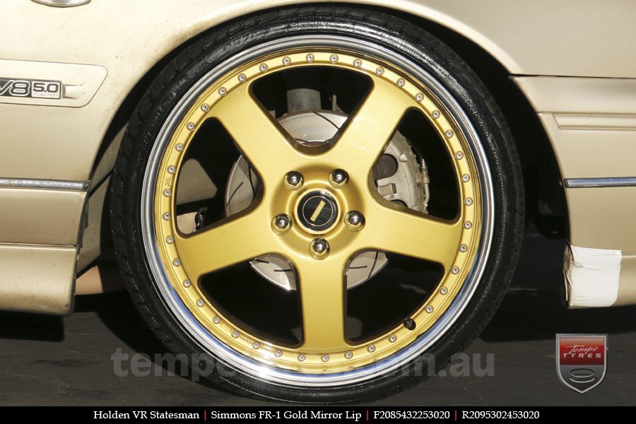 20x8.5 20x9.5 Simmons FR-1 Gold on HOLDEN STATESMAN