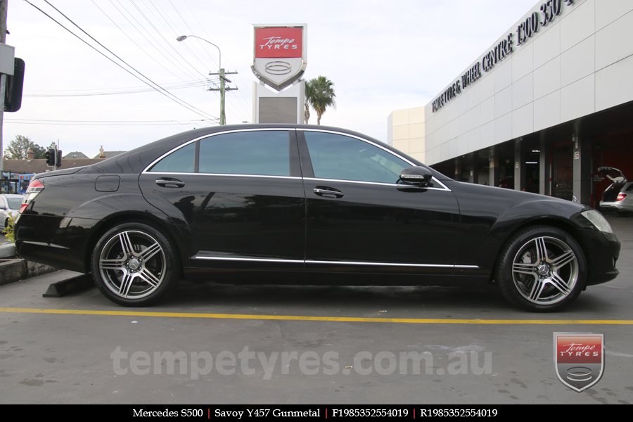 19x8.5 19x9.5 Savoy Y457 Gunmetal on MERCEDES S-Class