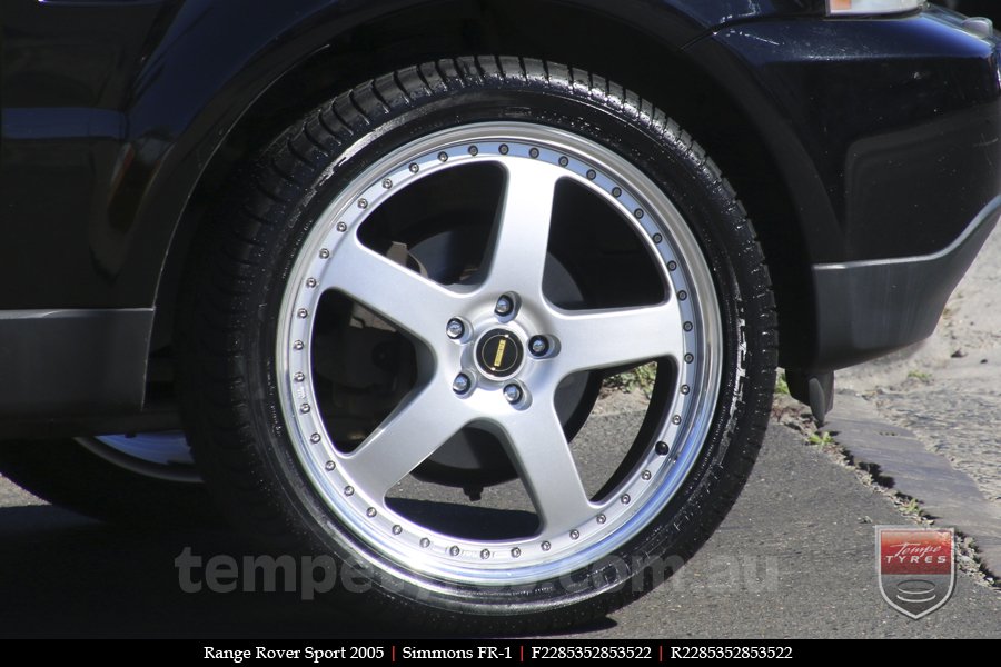 22x8.5 22x9.5 Simmons FR-1 Silver on RANGE ROVER SPORT