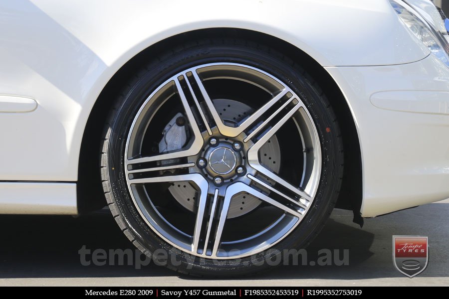 19x8.5 19x9.5 Savoy Y457 Gunmetal on MERCEDES E-Class