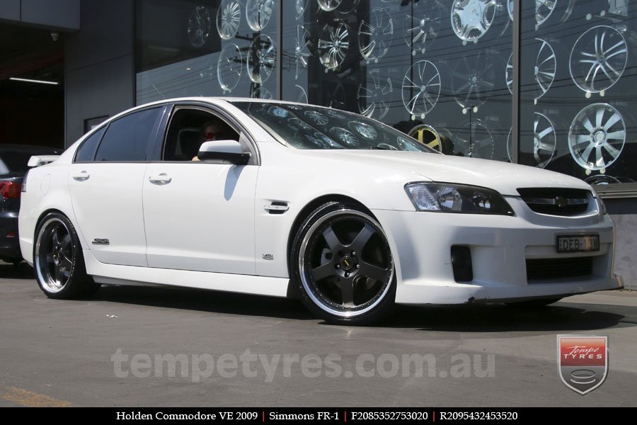 20x8.5 20x9.5 Simmons FR-1 Gloss Black on HOLDEN COMMODORE VE