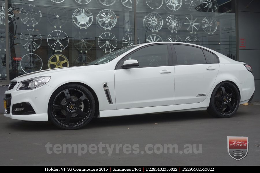 22x8.5 22x9.5 Simmons FR-1 Full Gloss Black on HOLDEN COMMODORE 