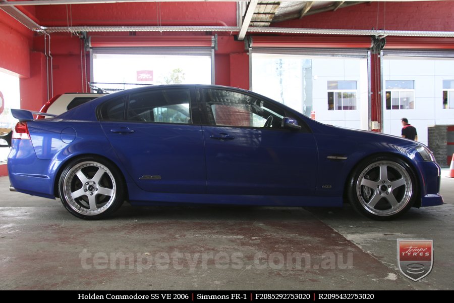 20x8.5 20x9.5 Simmons FR-1 Silver on HOLDEN COMMODORE 