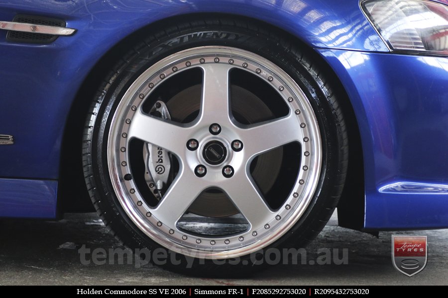 20x8.5 20x9.5 Simmons FR-1 Silver on HOLDEN COMMODORE 