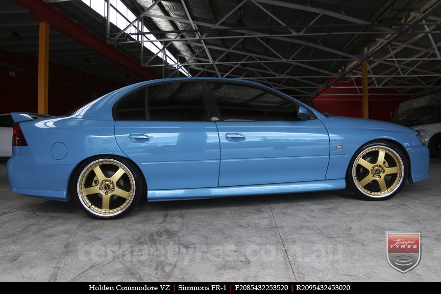 20x8.5 20x9.5 Simmons FR-1 Gold on HOLDEN COMMODORE 