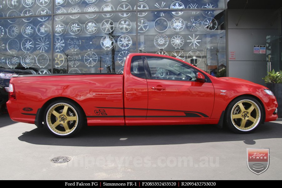 20x8.5 20x9.5 Simmons FR-1 Gold on FORD FALCON