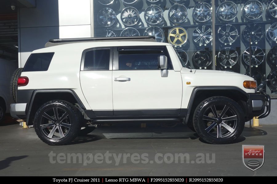 20x9.5 Lenso RTG MBWA on TOYOTA FJ CRUISER