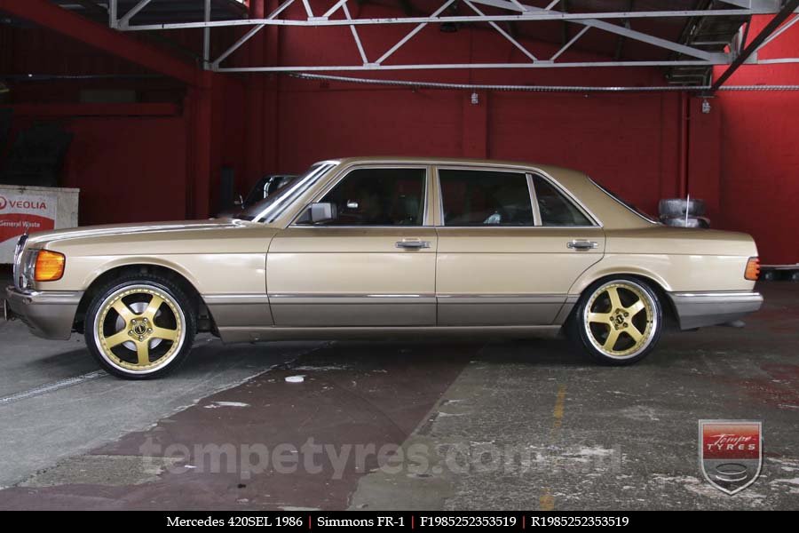 19x8.5 19x9.5 Simmons FR-1 Gold on MERCEDES 420SEL