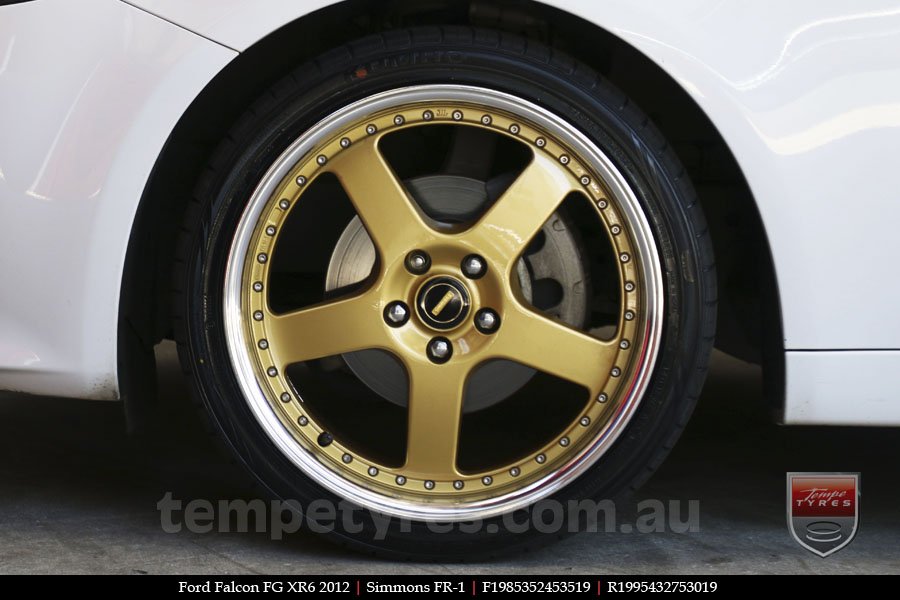 19x8.5 19x9.5 Simmons FR-1 Gold on FORD FALCON