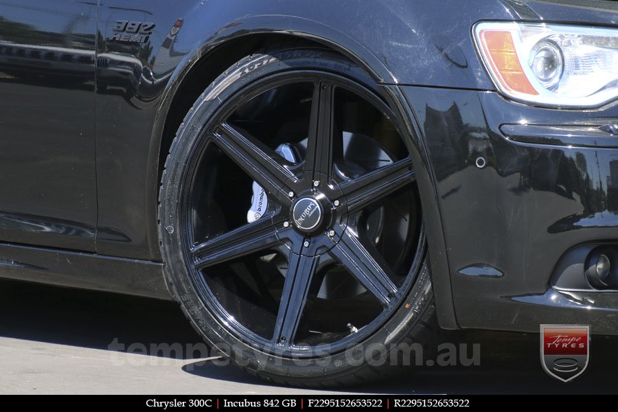 22x9.5 Incubus 842 GB on CHRYSLER 300C