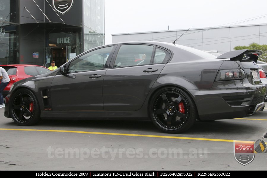 22x8.5 22x9.5 Simmons FR-1 Full Gloss Black on HOLDEN COMMODORE 