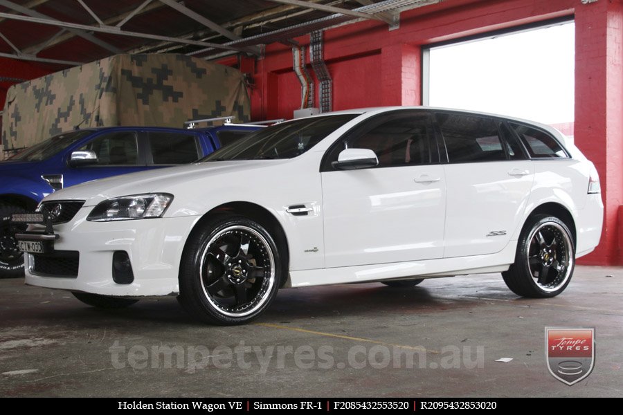 20x8.5 20x9.5 Simmons FR-1 Gloss Black on HOLDEN COMMODORE VE