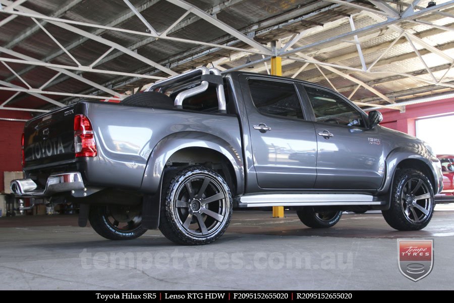 20x9.5 Lenso RTG HDW on TOYOTA HILUX SR5