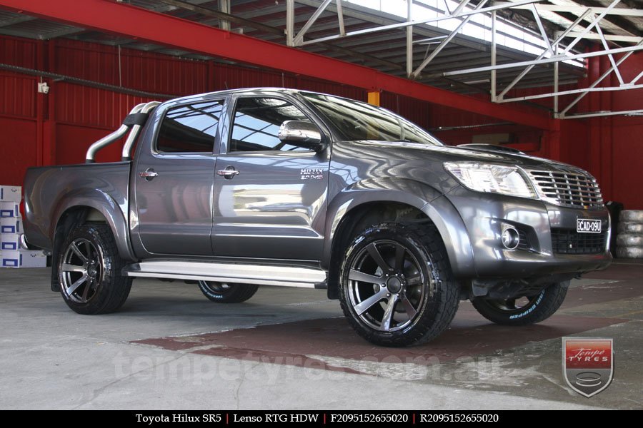 20x9.5 Lenso RTG HDW on TOYOTA HILUX SR5