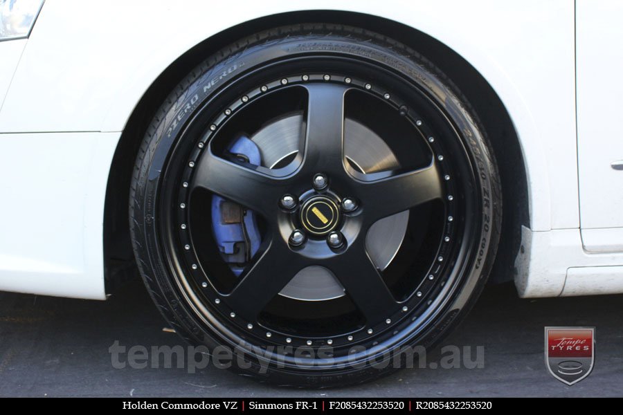 20x8.5 20x9.5 Simmons FR-1 Satin Black on HOLDEN COMMODORE