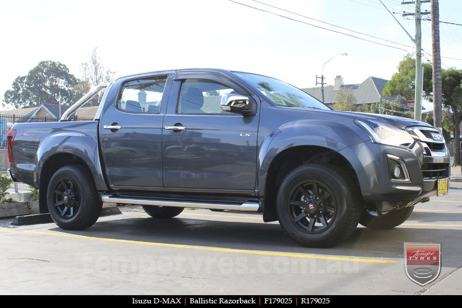 17x9.0 Ballistic Razorback on ISUZU D-MAX 