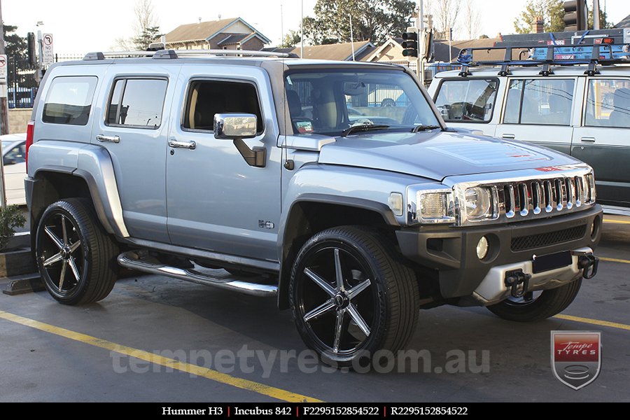 22x9.5 Incubus 842 on HUMMER H3