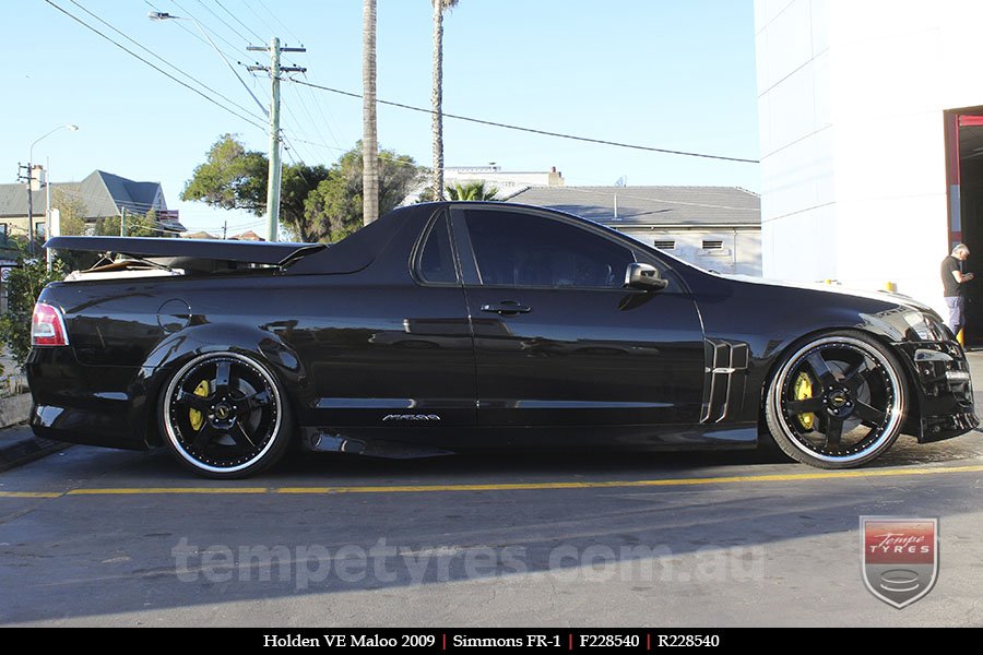 22x8.5 22x9.5 Simmons FR-1 Gloss Black Mirror Lip on HOLDEN Commodore Maloo