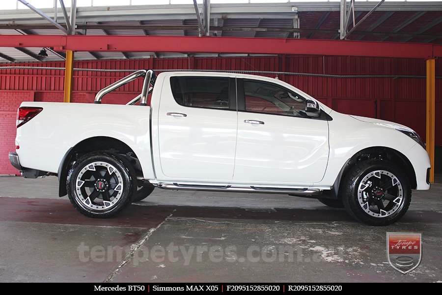 20x9.5 Simmons MAX X05 MBFG on MAZDA BT50