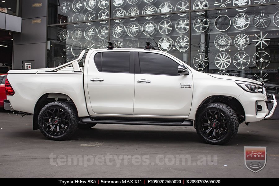 20x9.0 Simmons MAX X11 MBW on TOYOTA HILUX SR5