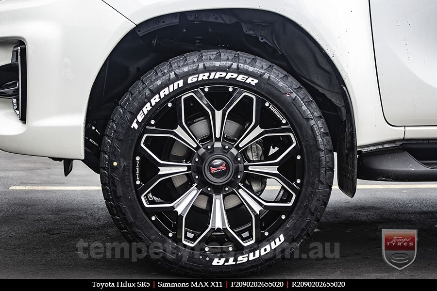 20x9.0 Simmons MAX X11 BKWAA on TOYOTA HILUX SR5