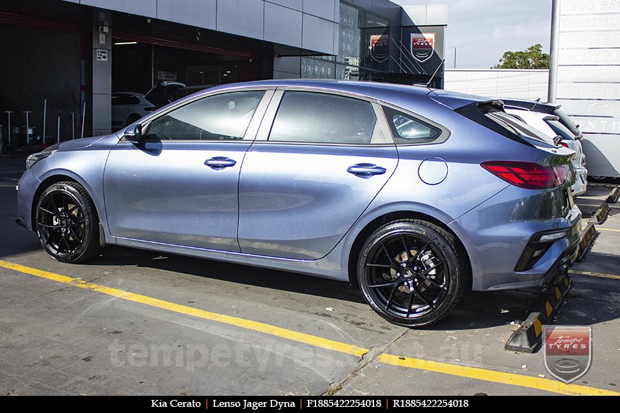 18x8.5 Lenso Jager Dyna on KIA CERATO