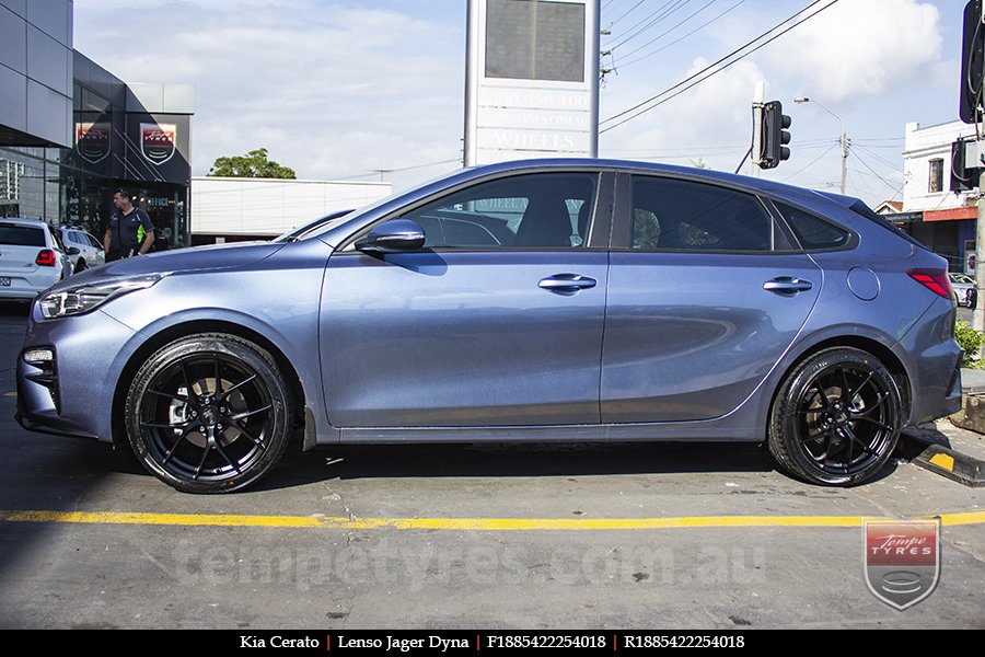 18x8.5 Lenso Jager Dyna on KIA CERATO