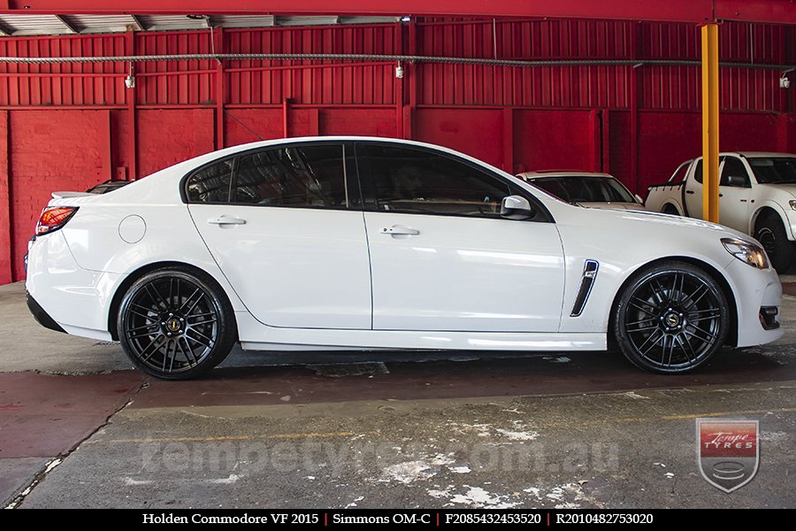20x8.5 20x10 Simmons OM-C FB on HOLDEN COMMODORE VF