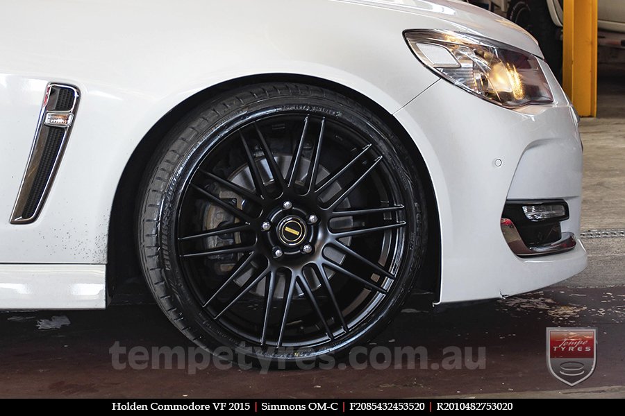 20x8.5 20x10 Simmons OM-C FB on HOLDEN COMMODORE VF