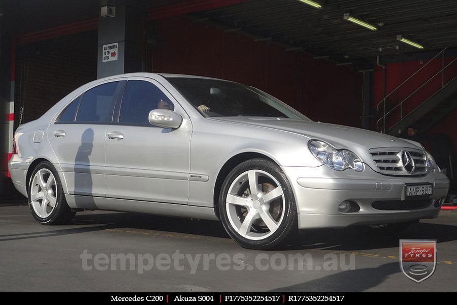 17x7.5 Akuza S004 on MERCEDES C-Class