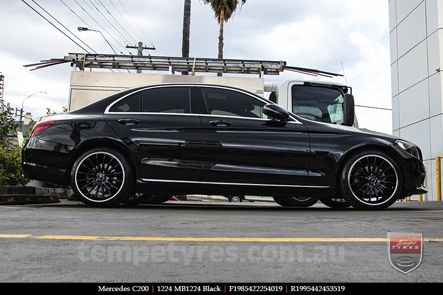 19x8.5 19x9.5 1224 MB1224 Black on MERCEDES C-Class