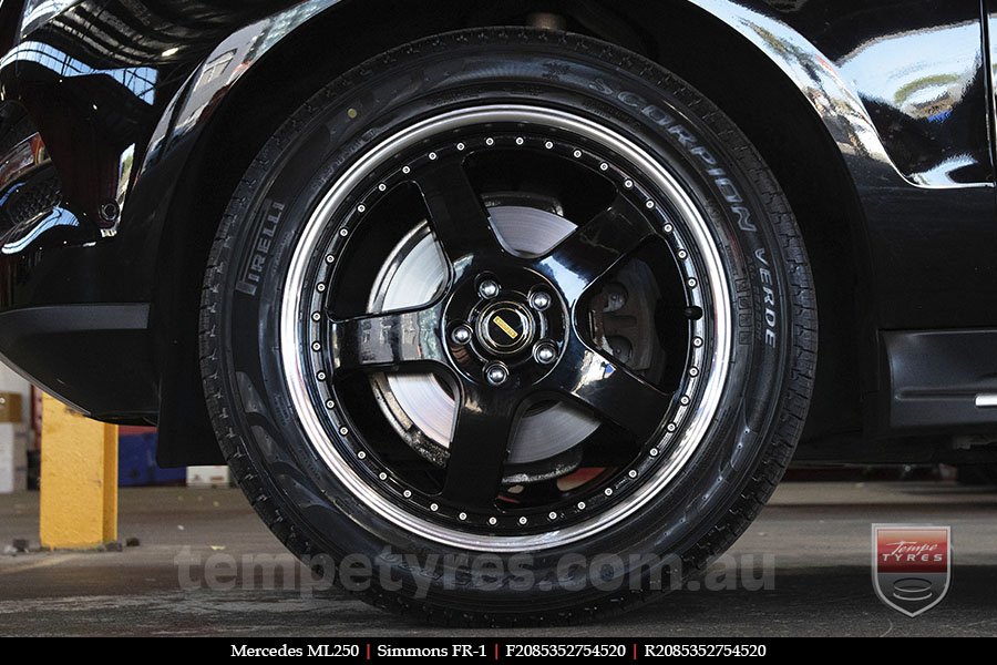 20x8.5 20x9.5 Simmons FR-1 Gloss Black on MERCEDES ML-Class