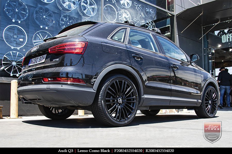 20x8.5 Lenso Como Black on AUDI Q3