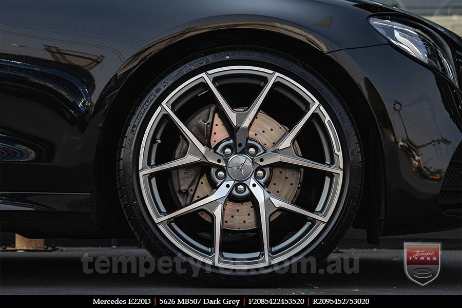 20x8.5 20x9.5 5626 MB507 Dark Grey on MERCEDES E-Class