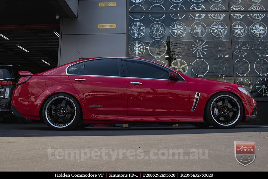 20x8.5 20x9.5 Simmons FR-1 Gloss Black on HOLDEN COMMODORE VF