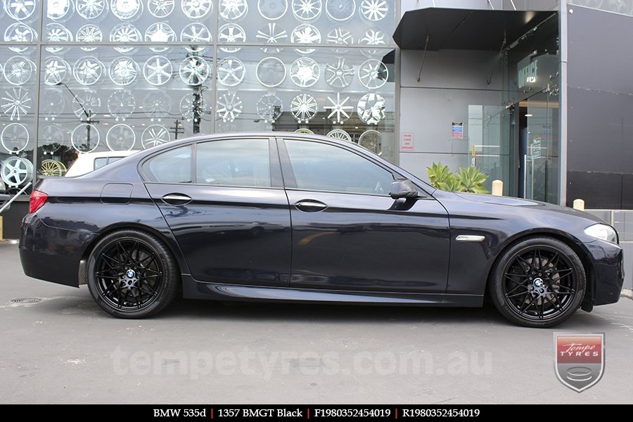 19x8.0 1357 BMGT Black on BMW 5 SERIES