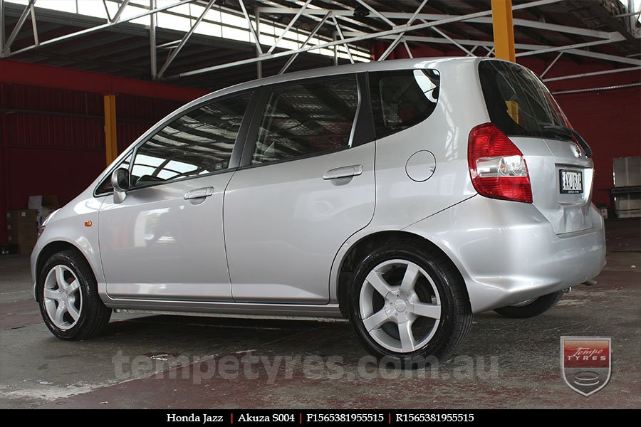 15x6.5 Akuza S004 on HONDA JAZZ